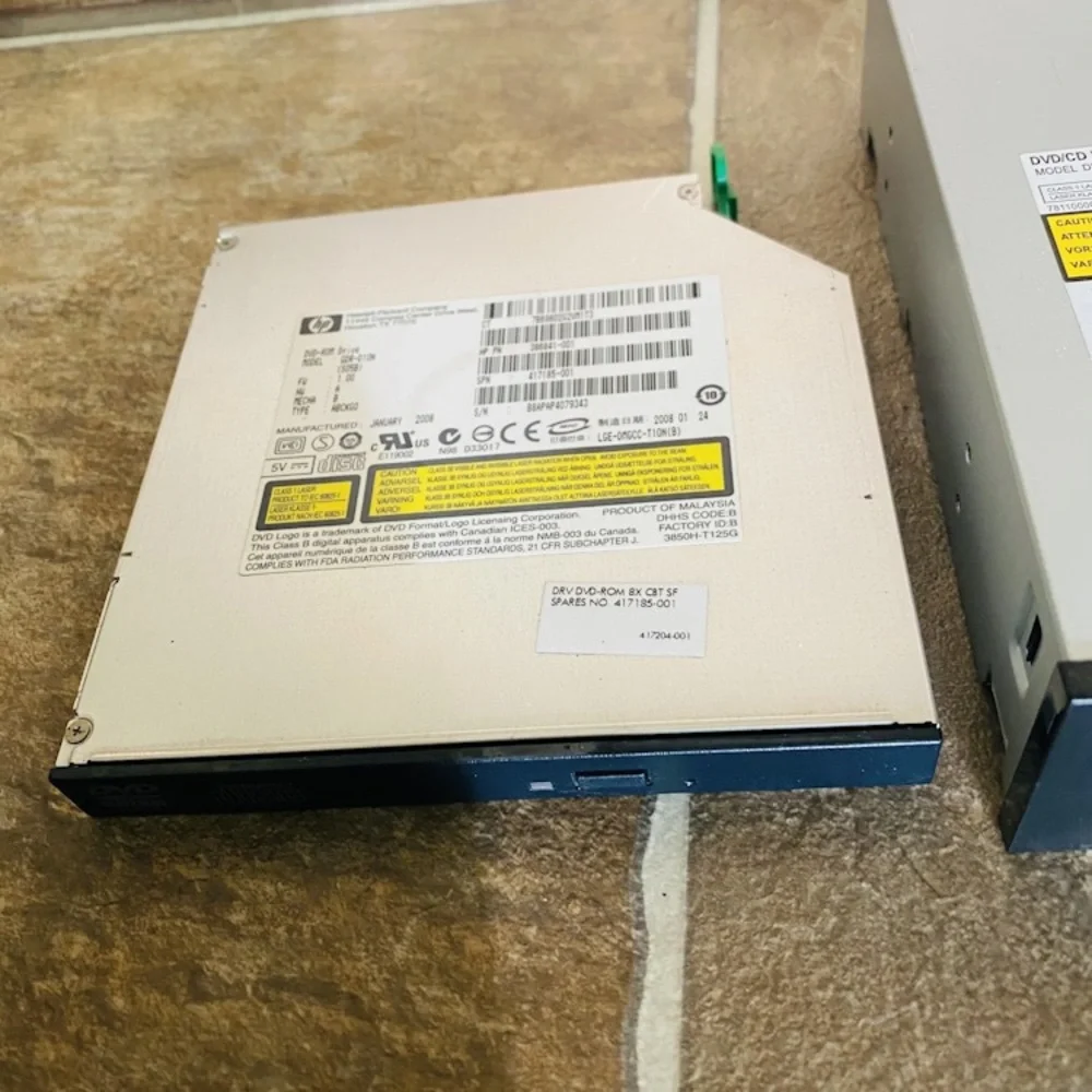 477-B2-HP--CD/DVD COMPUTER DRIVES------Used - For Parts or Not Working Condition